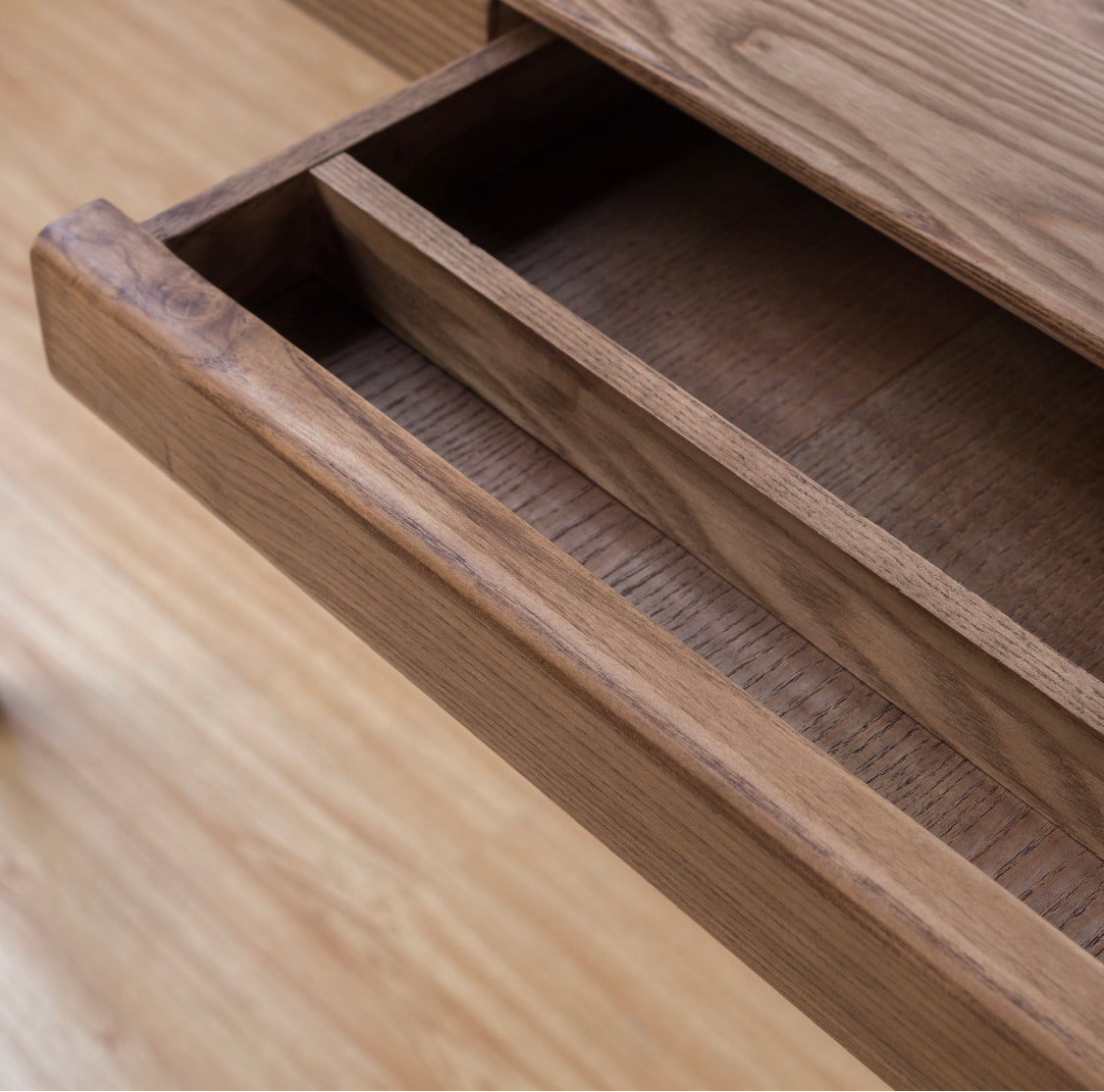 Scrivania per studio aderente | Ash Wood Mid-Century Modern Modern