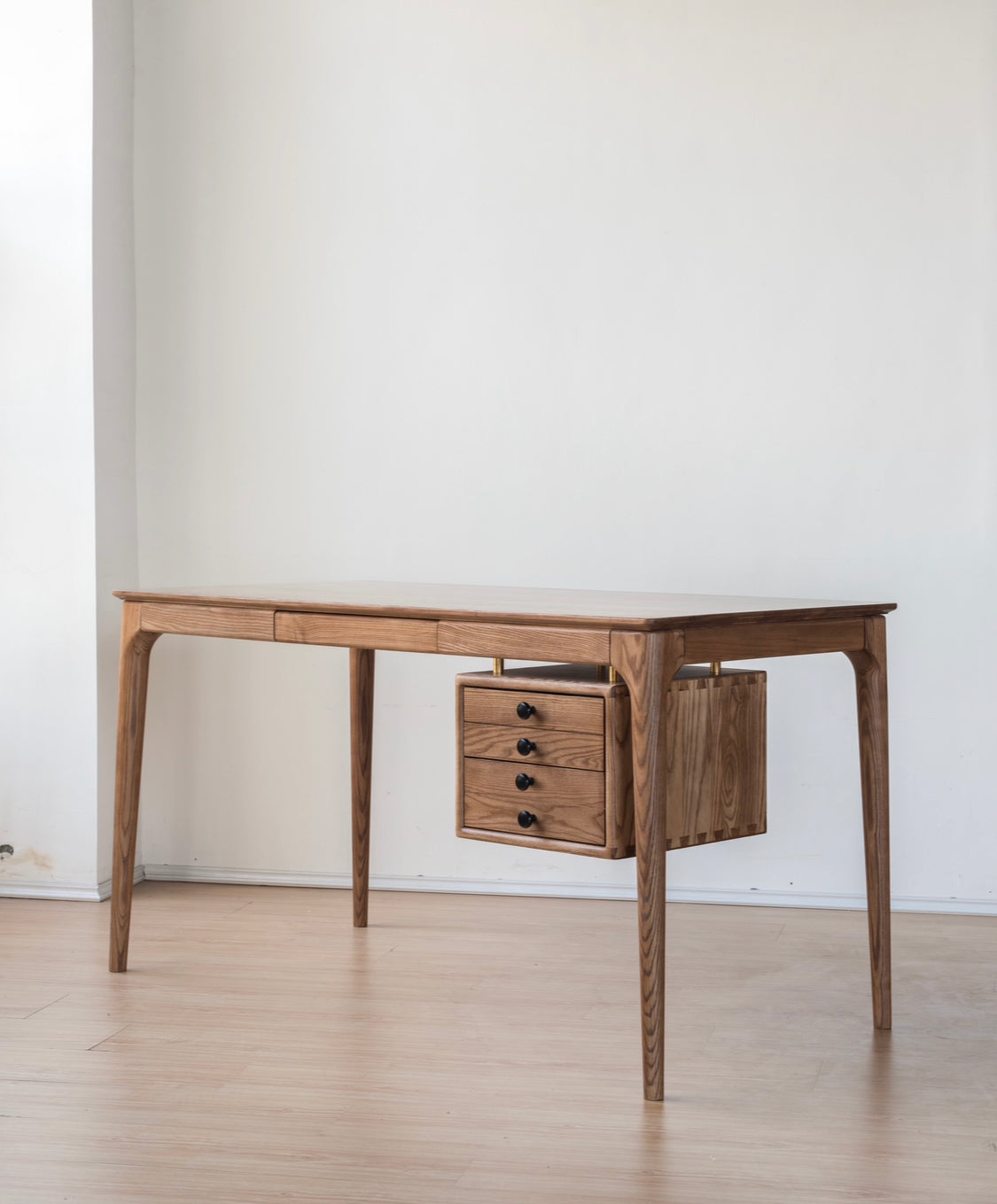 Adeline Studie Desk | Ash Holz Mid-Joerhonnert modern